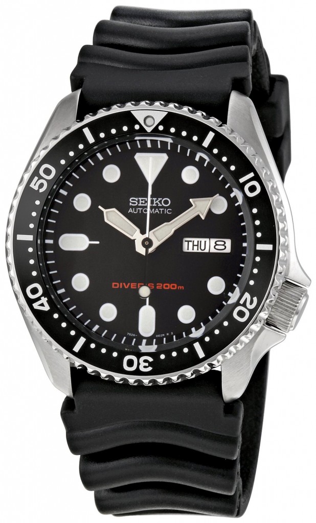 Seiko SKX007 with rubber strap.