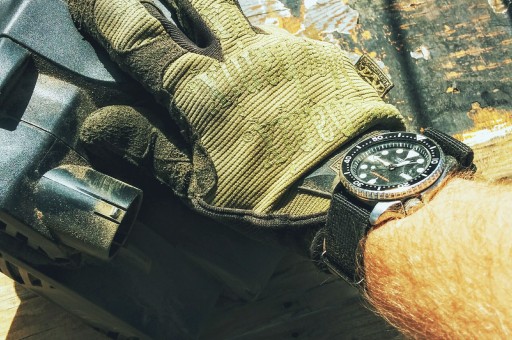 Seiko SKX007 Wrist shot while sanding wood