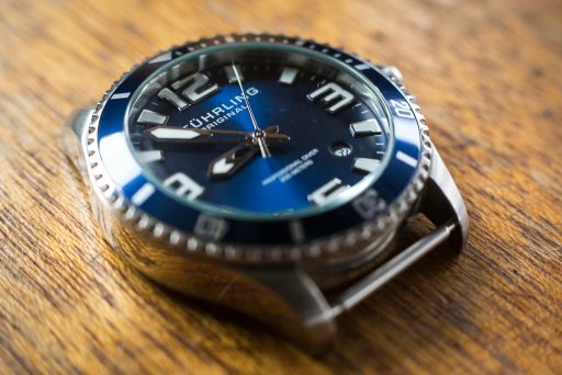 Stuhrling Aquadiver Regatta Review – Left