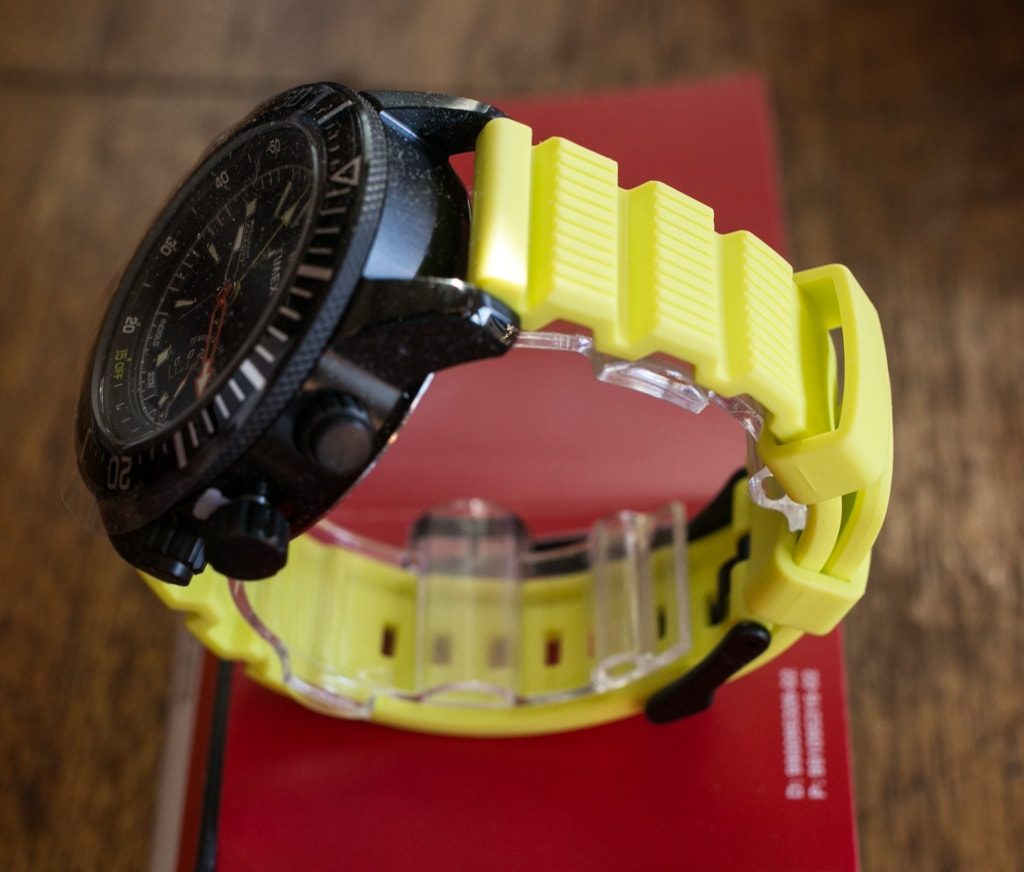 Timex Depth Gauge Review – Open box side