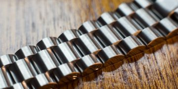 Strapcode Endmill Bracelet Review – Links Close Up