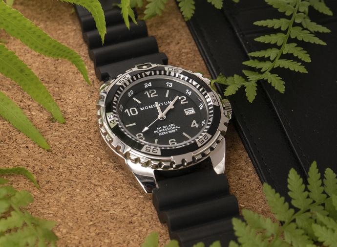 Momentum Splash dive watch with black dial and black bezel insert