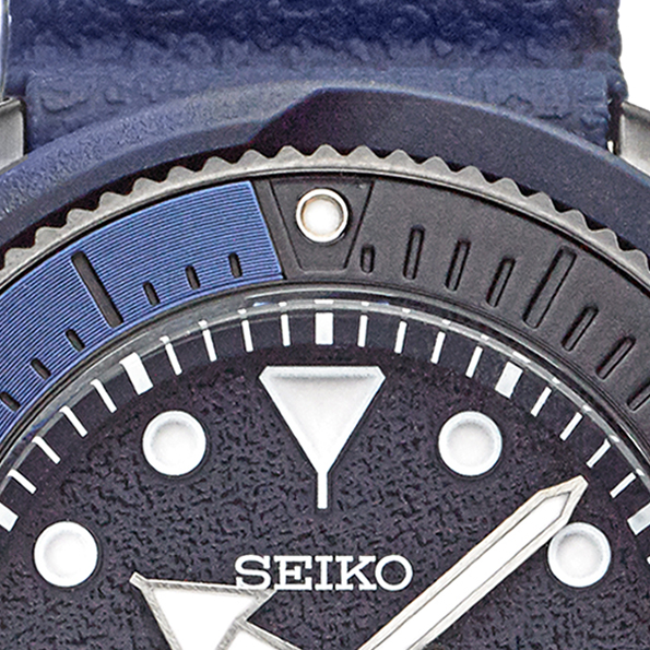 Seiko Prospex Street SNE533 - Detail